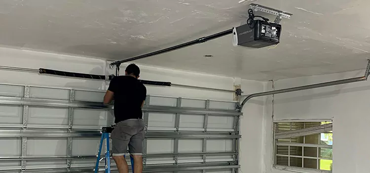 Garage Door Opener Repair Near Me in Sainte-Brigitte-de-Laval, QC