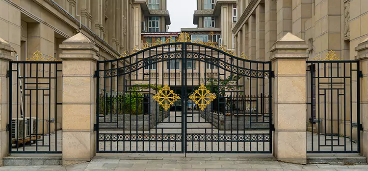 Nuvo Iron Gate Installation Sainte-Brigitte-de-Laval